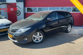 Toyota Auris Touring Sports 1 8 Hybrid Lease+ Pano
