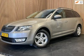 Skoda Octavia Combi 1 2