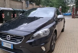 Volvo V40 1 6 D2 R Design Kinetic R Design Diesel