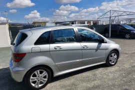 Mercedes-Benz B 200 2.0i
