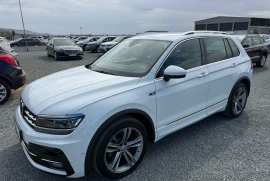 VW Tiguan (KATO НОВА)^(4x4)^(DIGITAL)^(R-Line)