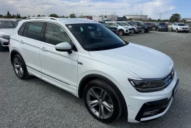 VW Tiguan (KATO НОВА)^(4x4)^(DIGITAL)^(R-Line)