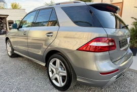 Mercedes-Benz ML 350 Amg/full/key less/panorama