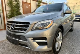 Mercedes-Benz ML 350 Amg/full/key less/panorama