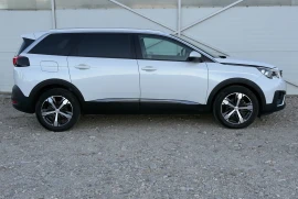 Peugeot 5008 1.5 HDI 7-места/Digital/Distronic/Amb